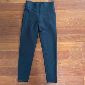 UltraCor Cropped Leggings